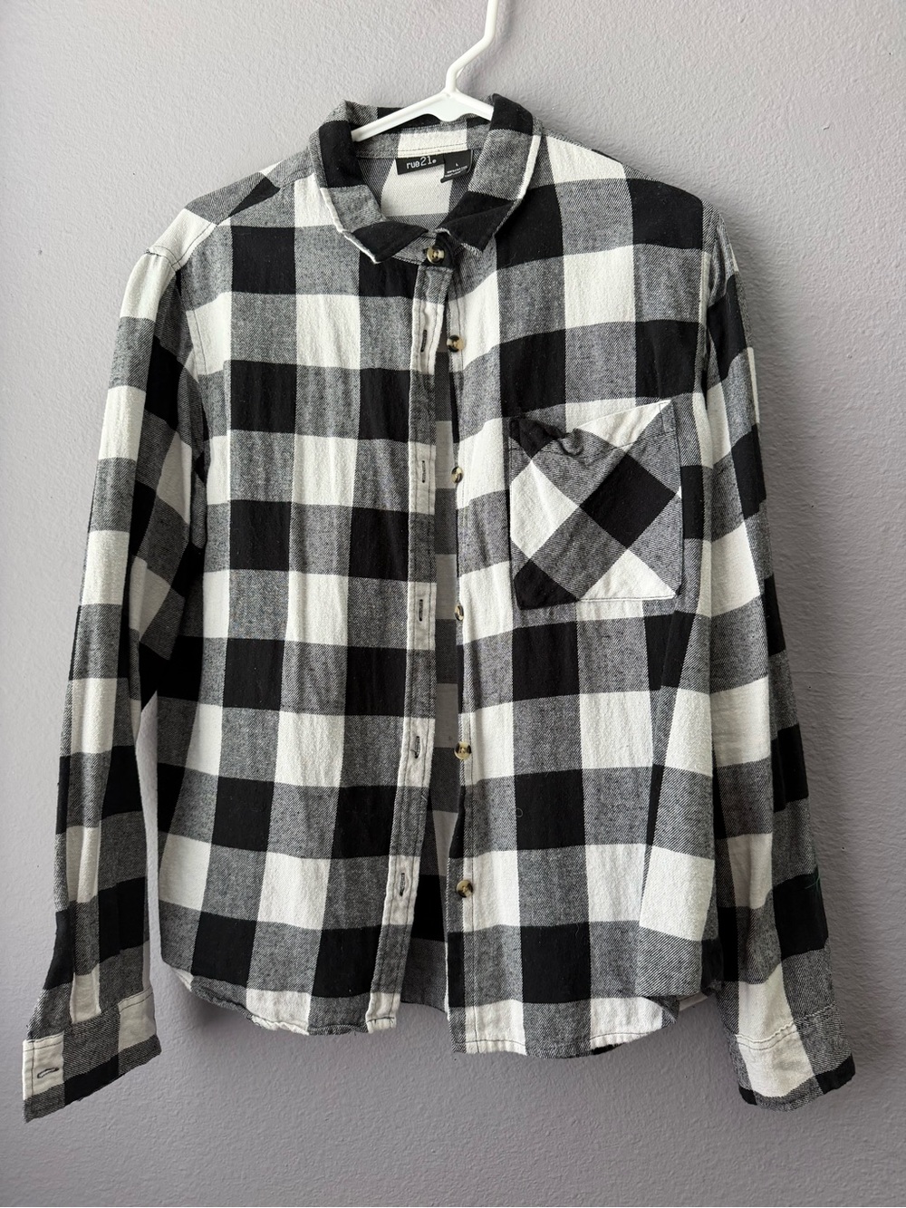 Rue21 Black and White Buffalo Check Button-Up Blouse